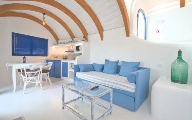 Ravino Secret Retreat