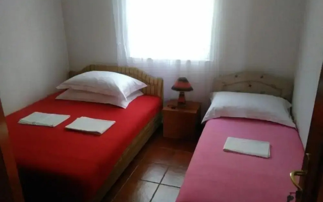 Apartments Bardak