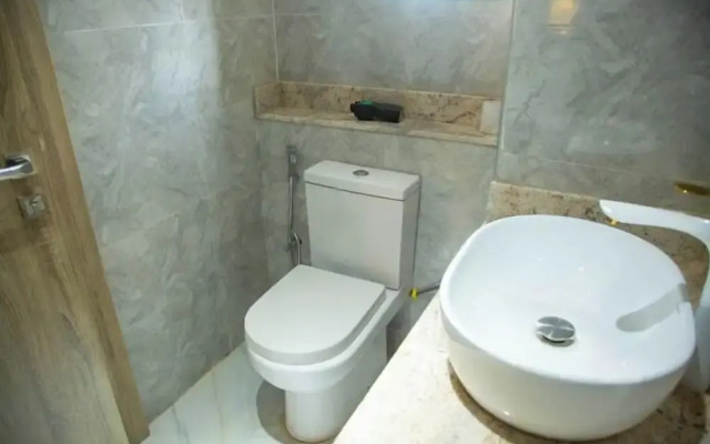 Hillview Apartments