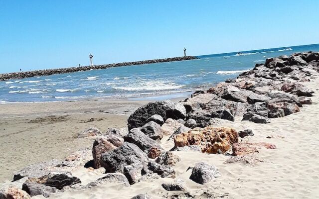 Apartment With One Bedroom In Frontignan With Furnished Terrace