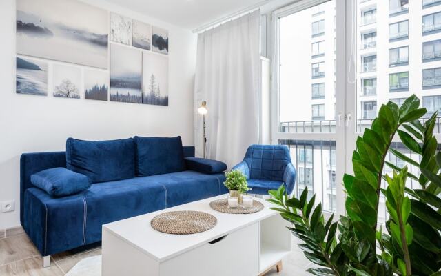 Business Apartment Grzybowska by Renters