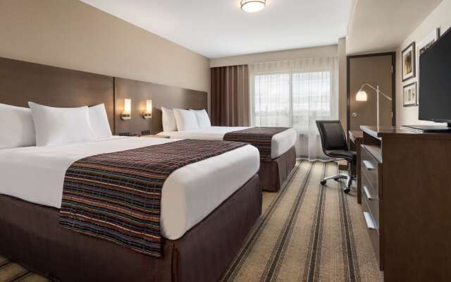 Country Inn & Suites by Radisson, St. Cloud West, MN