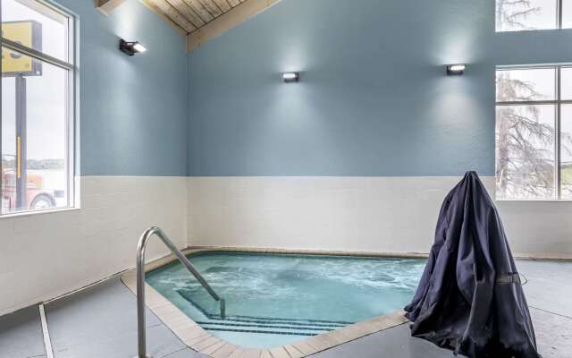 Comfort Inn Albert Lea at Trails Travel Center