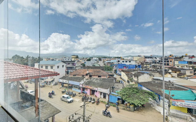 Itsy Hotels Shrey'S Inn Mallandur Road