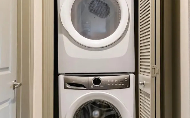 1-Bdrm Retreat Venice Beach Marina Del Rey