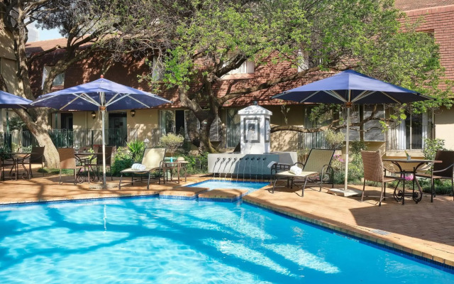 Protea Hotel by Marriott Johannesburg Balalaika Sandton