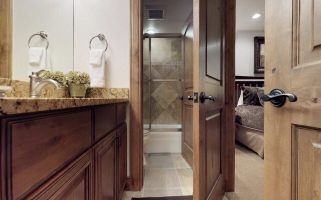 Lionshead Village - Montaneros 1 Bedroom