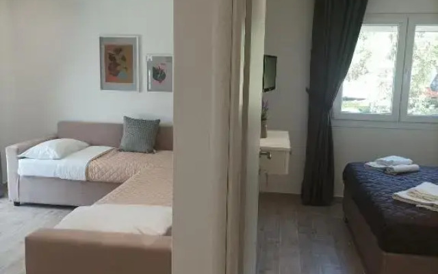 Villa Christos Family Bungalow Pachis Beach