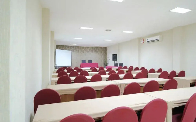 Airy Panakkukang Topaz Raya Blok F 5 Masale Makassar