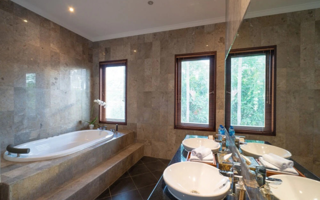 Echo Suji Villa