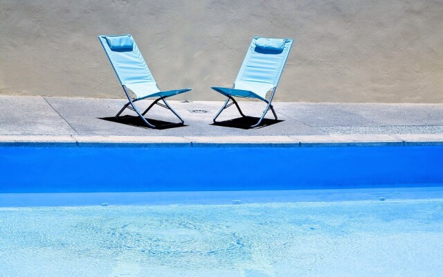 Sanabria Park Apartment with Pool