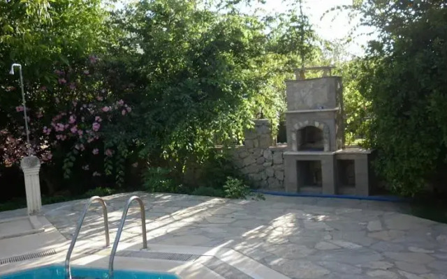 New Age Kaya Village Cottage