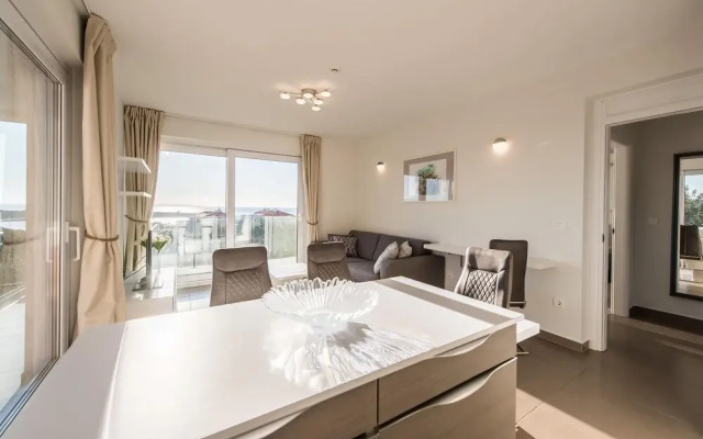 Nice Home in Novalja With Wifi and 2 Bedrooms