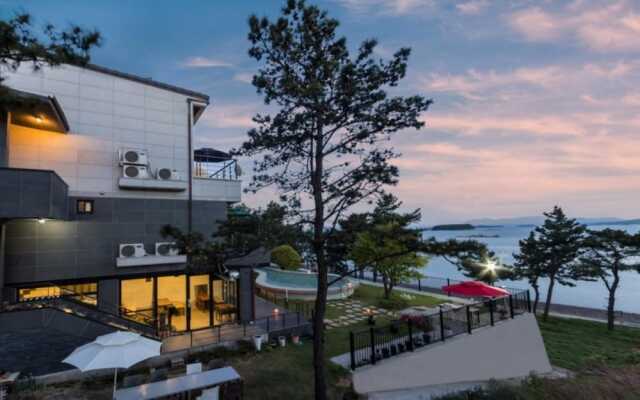 Sacheon Kasha 126 Pension
