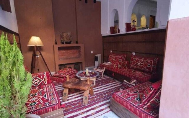 Riad AZAD