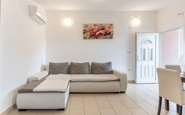 Waterfront Apartment in Vir with Balcony near Sea Beach