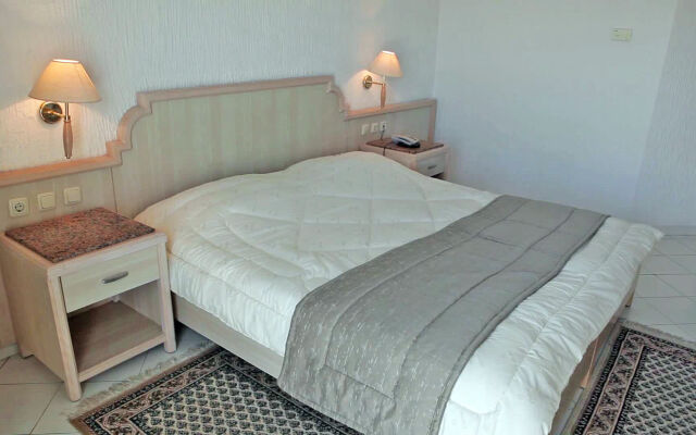 Hotel Royal Jinene