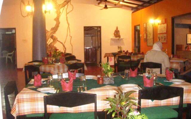 Hotel Susantha Garden
