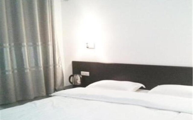 Fengxin Business Hotel