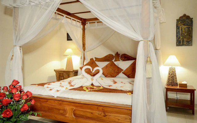 Tirta Ayu Hotel & Restaurant