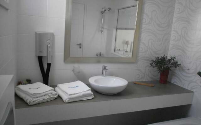 Alkyoni Beach Hotel