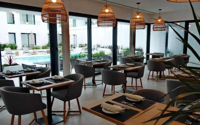Pêro Teive Bay Apartments Hotel