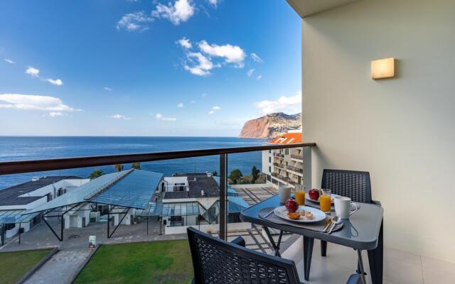 Centromar Bella Vista by Atlantic Holiday