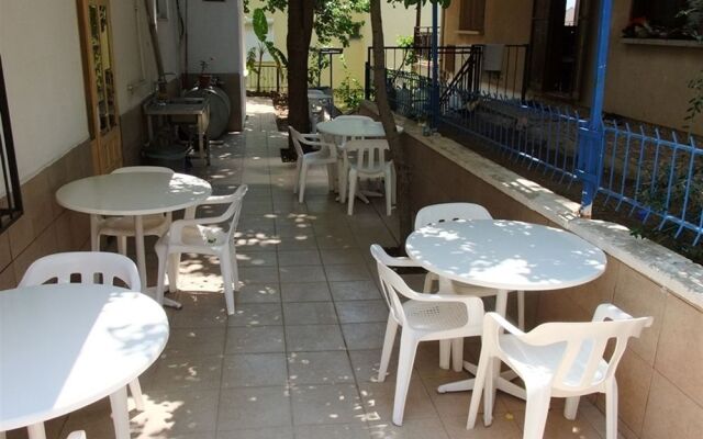 özge pansiyon - Hostel