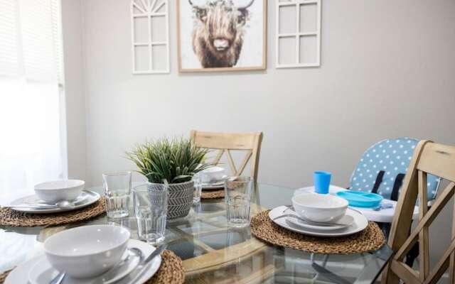 Family Dog Friendly Retreat