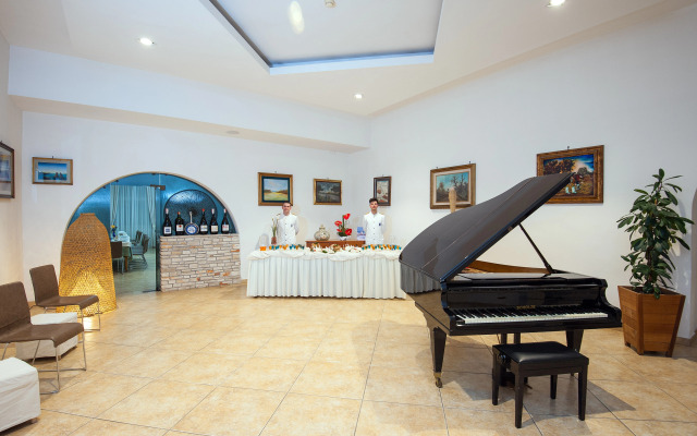 Joli Park Hotel