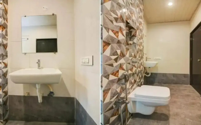 Glitz Hotels AR Residency