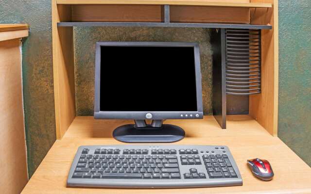 Travelodge by Wyndham Temple