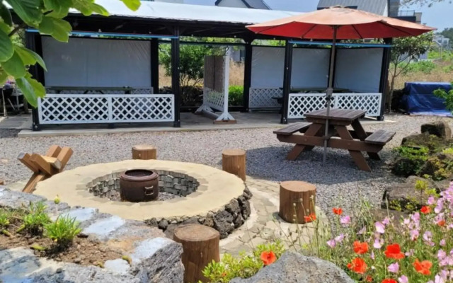 Jeju Hyeopjae Bliss Pension