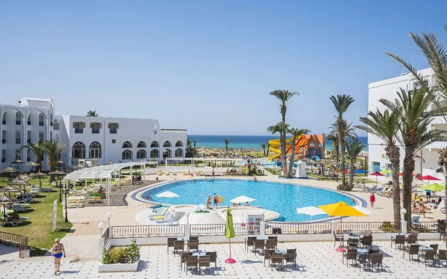 Le Soleil Bella Vista Resort
