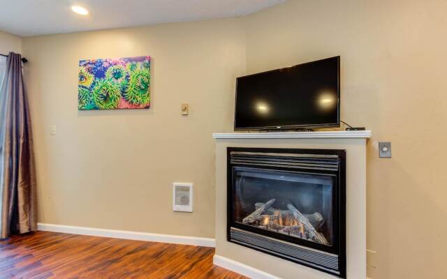 The Sandstone Point Inn