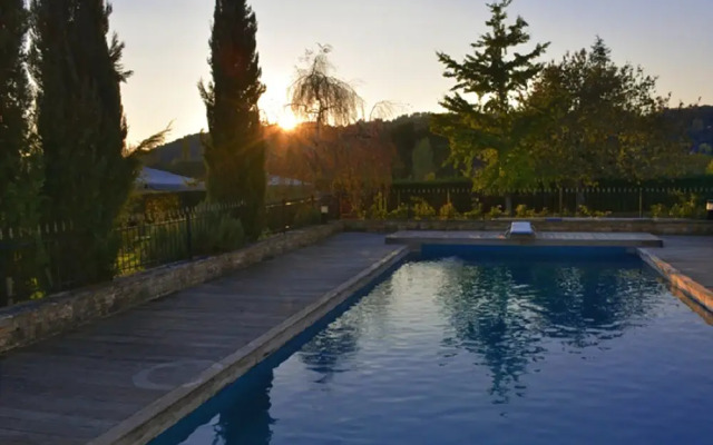 Holiday apartments at the courtyard of French château