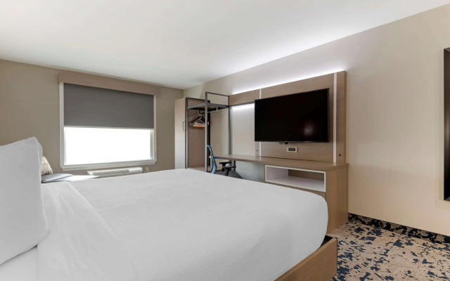 Comfort Inn & Suites