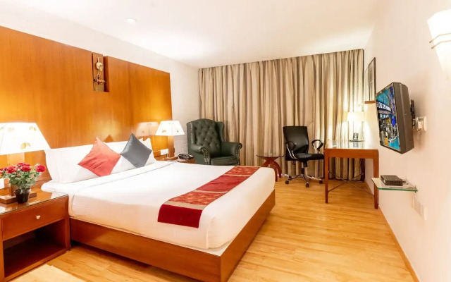 SFO Hotel and Suites