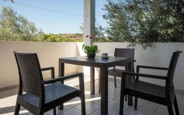 Triantafillas Suites