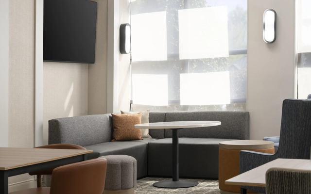 Hyatt Select Richmond/Chester