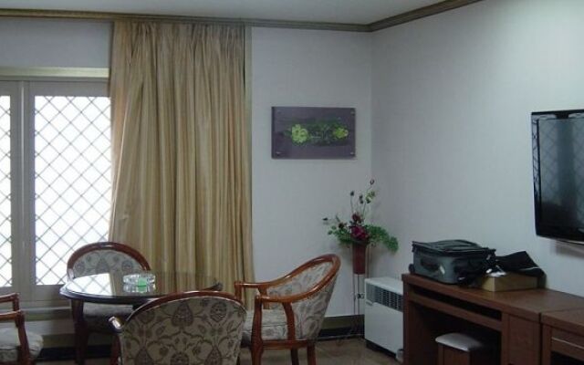 Suwon Regency Hotel