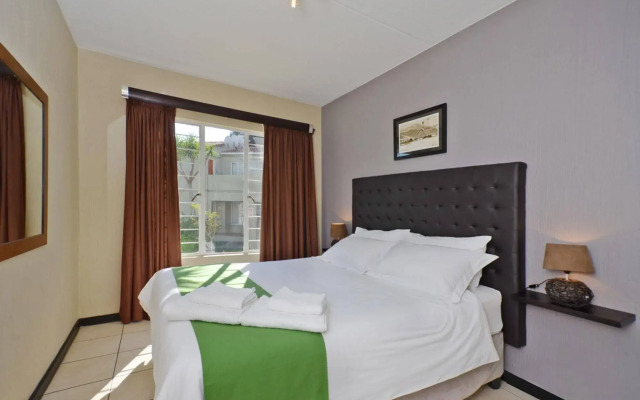 Jozi Apartments Radiokop