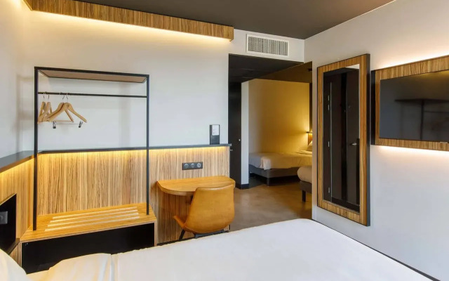 B&B HOTEL Clermont-Ferrand A71/A75 La Méridienne