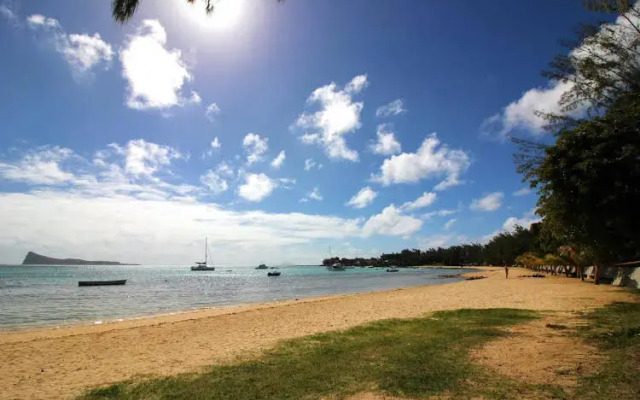 Cape Bay Luxury Beach Apartments