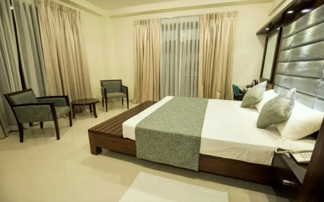 Grand 7 Hotel Kesbewa