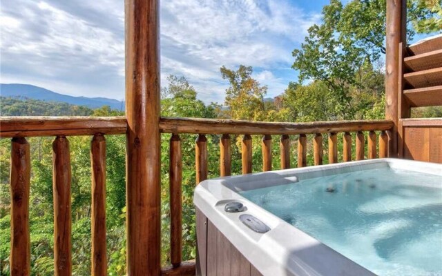Destinys Heavenly View - Five Bedroom Cabin