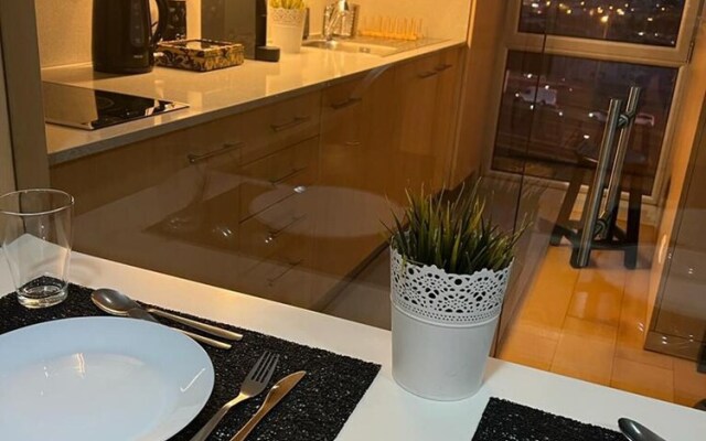 Stunning 1-bed House in Porto