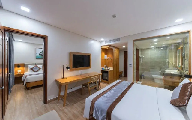 Marina Bay Con Dao Hotel