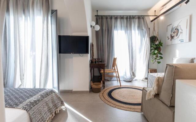 Polemis Studios & Apartments