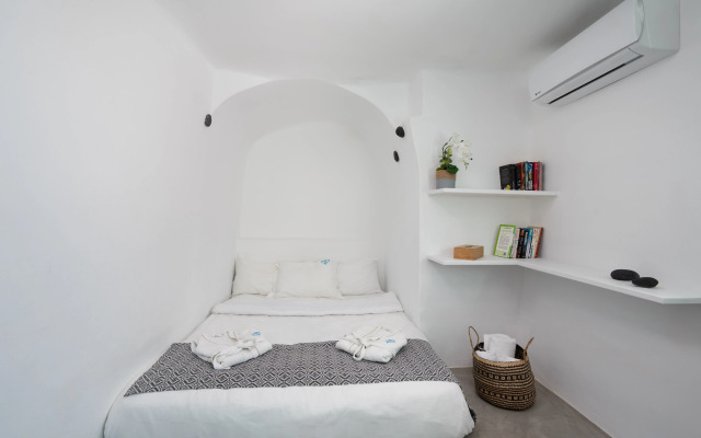 Sophia Luxury Suites